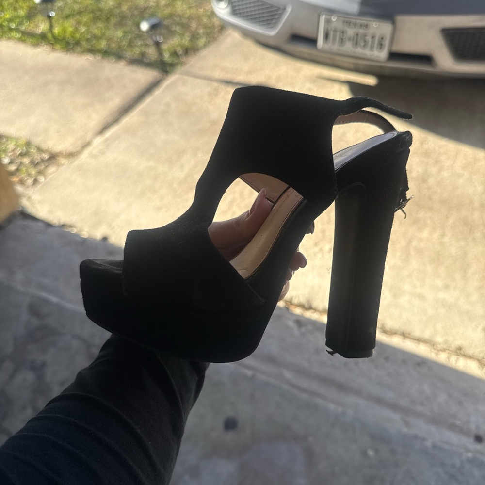 Jessica Simpson Black Platform Sandals